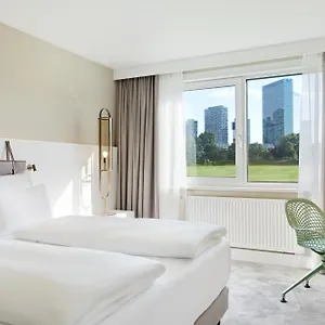 Austria Trend Bosei Viena