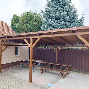 Otthon Pensiune Hajdúszoboszló