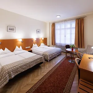 Bed and Breakfast Continental Hotel-pension