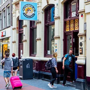 The Flying Pig Downtown Albergue